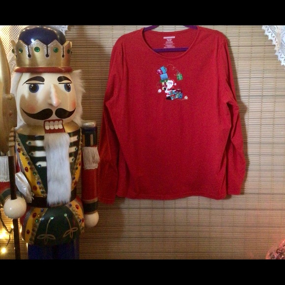 🎄CHRISTMAS holiday Santa appliqué festive top - Picture 8 of 15